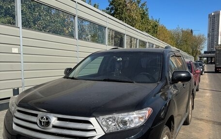 Toyota Highlander III, 2010 год, 2 000 000 рублей, 3 фотография