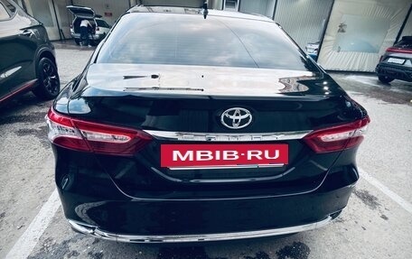 Toyota Camry, 2023 год, 3 250 000 рублей, 4 фотография