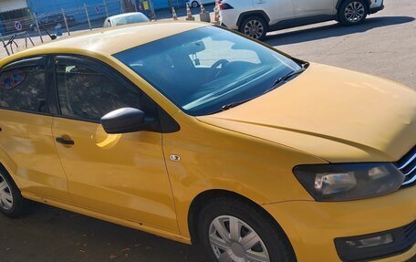 Volkswagen Polo VI (EU Market), 2018 год, 430 000 рублей, 2 фотография