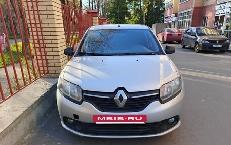 Renault Logan II, 2017 год, 530 000 рублей, 5 фотография