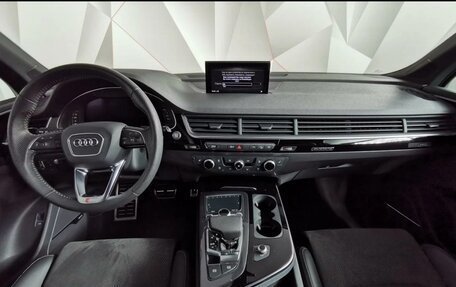 Audi Q7, 2018 год, 4 500 000 рублей, 11 фотография