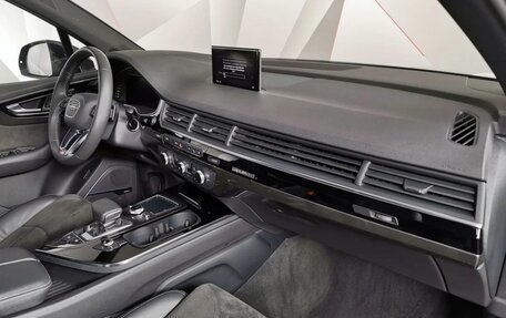 Audi Q7, 2018 год, 4 500 000 рублей, 10 фотография