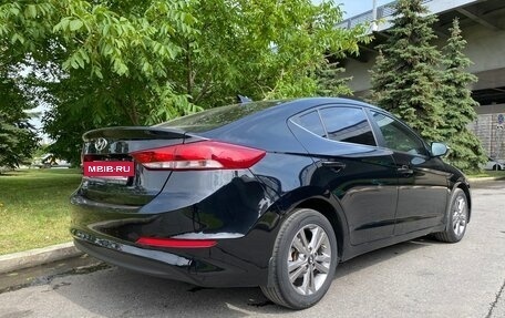 Hyundai Elantra VI рестайлинг, 2018 год, 1 390 000 рублей, 3 фотография