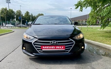Hyundai Elantra VI рестайлинг, 2018 год, 1 390 000 рублей, 2 фотография