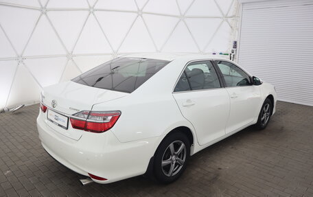 Toyota Camry, 2015 год, 1 730 000 рублей, 3 фотография