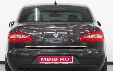 Skoda Superb III рестайлинг, 2010 год, 598 500 рублей, 4 фотография