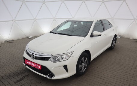 Toyota Camry, 2015 год, 1 730 000 рублей, 7 фотография