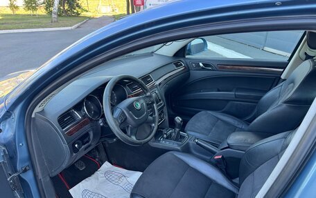 Skoda Superb III рестайлинг, 2008 год, 675 000 рублей, 9 фотография