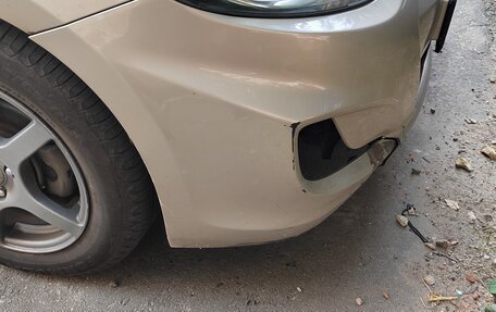 Hyundai Solaris II рестайлинг, 2011 год, 630 000 рублей, 9 фотография