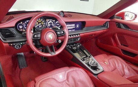 Porsche 911, 2023 год, 14 640 000 рублей, 6 фотография