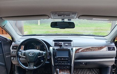 Toyota Camry, 2016 год, 2 170 000 рублей, 5 фотография