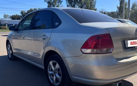 Volkswagen Polo VI (EU Market), 2011 год, 650 000 рублей, 4 фотография