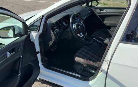 Volkswagen Golf GTI VII, 2020 год, 2 350 000 рублей, 9 фотография