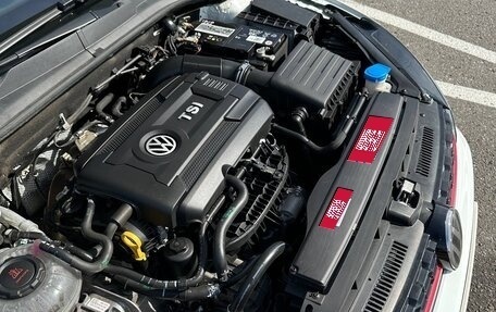 Volkswagen Golf GTI VII, 2020 год, 2 350 000 рублей, 8 фотография