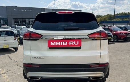 Geely Atlas, 2022 год, 1 859 000 рублей, 8 фотография