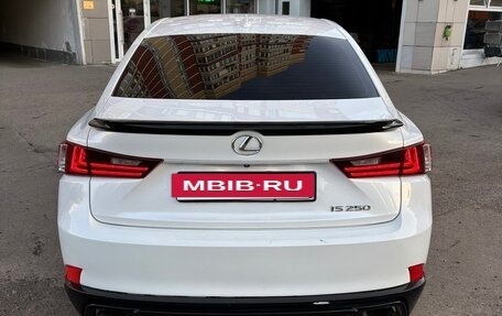 Lexus IS III, 2015 год, 2 000 000 рублей, 2 фотография