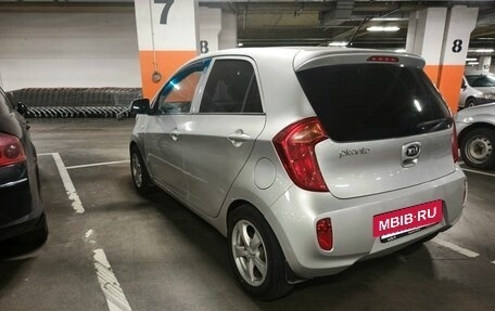 KIA Picanto II, 2013 год, 530 000 рублей, 2 фотография