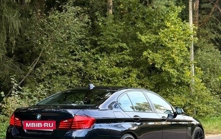 BMW 5 серия, 2015 год, 2 400 000 рублей, 2 фотография