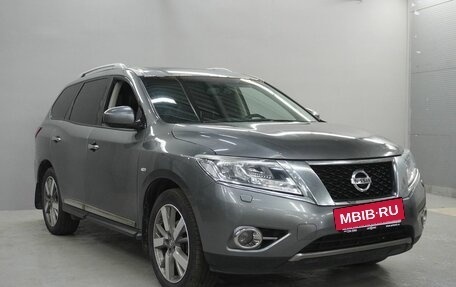 Nissan Pathfinder, 2015 год, 1 580 000 рублей, 3 фотография