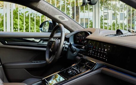 Porsche Panamera, 2025 год, 32 490 000 рублей, 3 фотография