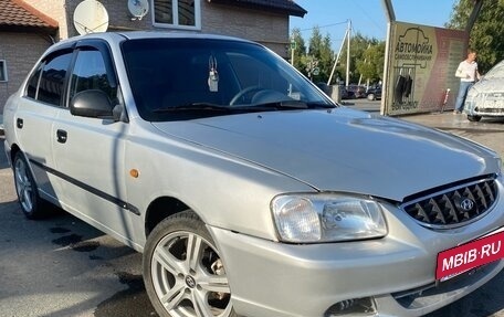 Hyundai Accent II, 2005 год, 380 000 рублей, 2 фотография