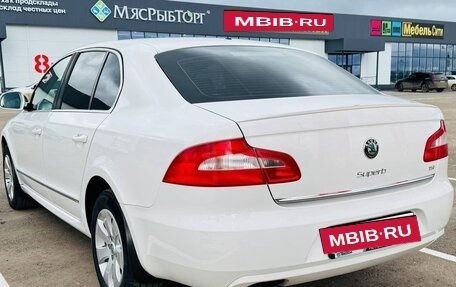 Skoda Superb III рестайлинг, 2013 год, 1 260 000 рублей, 5 фотография