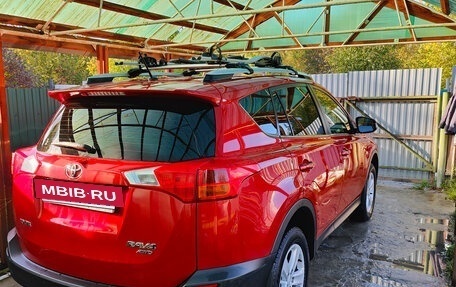 Toyota RAV4, 2014 год, 2 055 000 рублей, 4 фотография