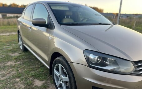 Volkswagen Polo VI (EU Market), 2015 год, 830 000 рублей, 2 фотография