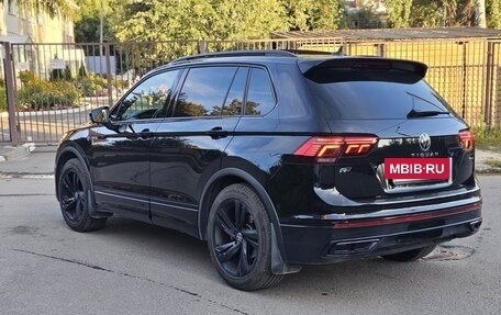Volkswagen Tiguan II, 2021 год, 2 950 000 рублей, 4 фотография