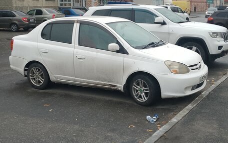 Toyota Platz, 2003 год, 300 000 рублей, 2 фотография