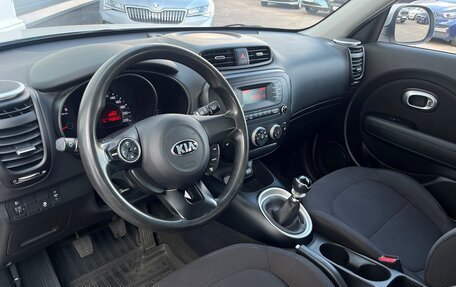 KIA Soul II рестайлинг, 2015 год, 997 600 рублей, 5 фотография