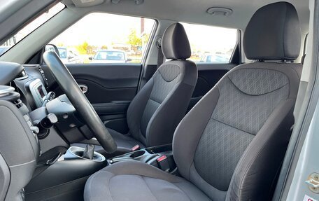 KIA Soul II рестайлинг, 2015 год, 997 600 рублей, 6 фотография