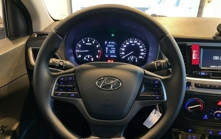 Hyundai Solaris II рестайлинг, 2017 год, 1 215 000 рублей, 10 фотография