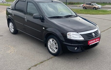 Renault Logan I, 2011 год, 900 000 рублей, 3 фотография