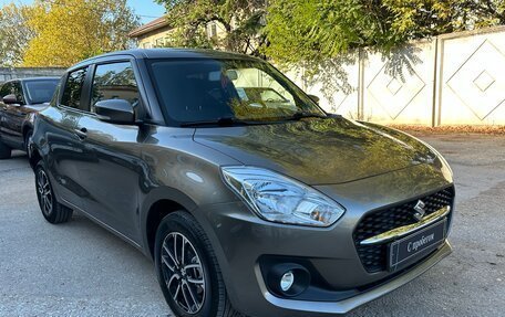 Suzuki Swift V, 2022 год, 1 670 000 рублей, 3 фотография