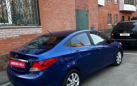Hyundai Solaris II рестайлинг, 2012 год, 699 999 рублей, 3 фотография