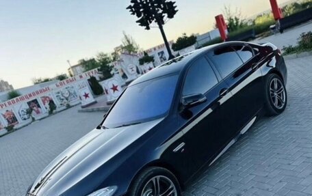 BMW 5 серия, 2014 год, 1 950 000 рублей, 3 фотография