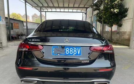 Mercedes-Benz E-Класс, 2021 год, 4 250 000 рублей, 2 фотография