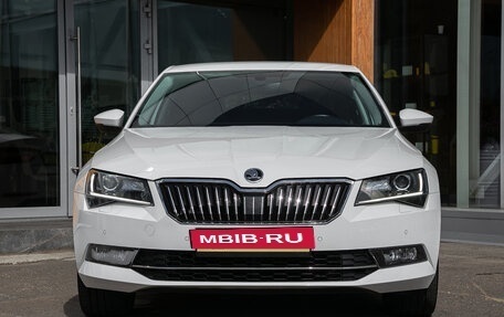 Skoda Superb III рестайлинг, 2017 год, 1 598 000 рублей, 4 фотография