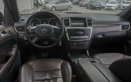 Mercedes-Benz M-Класс, 2012 год, 1 999 000 рублей, 6 фотография