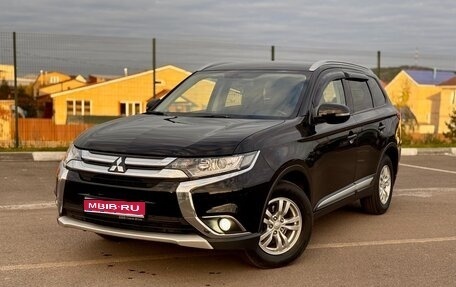 Mitsubishi Outlander III рестайлинг 3, 2017 год, 1 599 000 рублей, 1 фотография