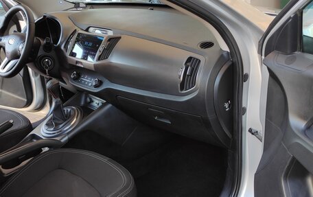 KIA Sportage III, 2012 год, 1 390 000 рублей, 9 фотография