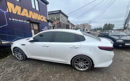 KIA Optima IV, 2017 год, 1 750 000 рублей, 3 фотография