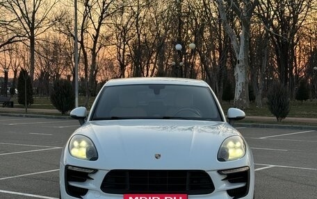 Porsche Macan I рестайлинг, 2015 год, 3 450 000 рублей, 2 фотография