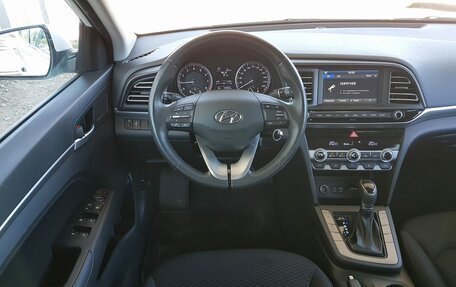 Hyundai Elantra VI рестайлинг, 2020 год, 1 650 000 рублей, 5 фотография