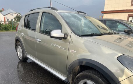 Renault Sandero I, 2012 год, 750 000 рублей, 2 фотография