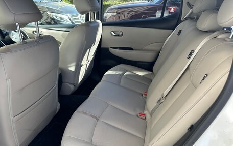 Nissan Leaf II, 2018 год, 1 590 000 рублей, 9 фотография