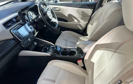 Nissan Leaf II, 2018 год, 1 590 000 рублей, 8 фотография