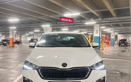 Skoda Rapid II, 2021 год, 1 850 000 рублей, 2 фотография