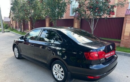 Volkswagen Jetta VI, 2012 год, 890 000 рублей, 6 фотография